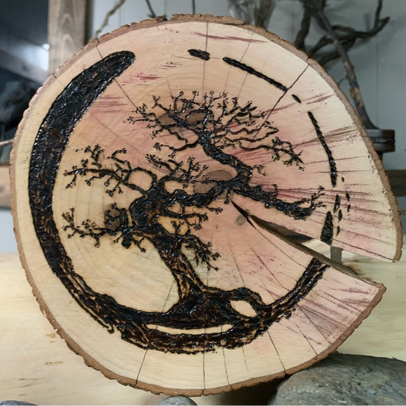 SOLD Hand Wood Burn Round - Picture 3 of 6